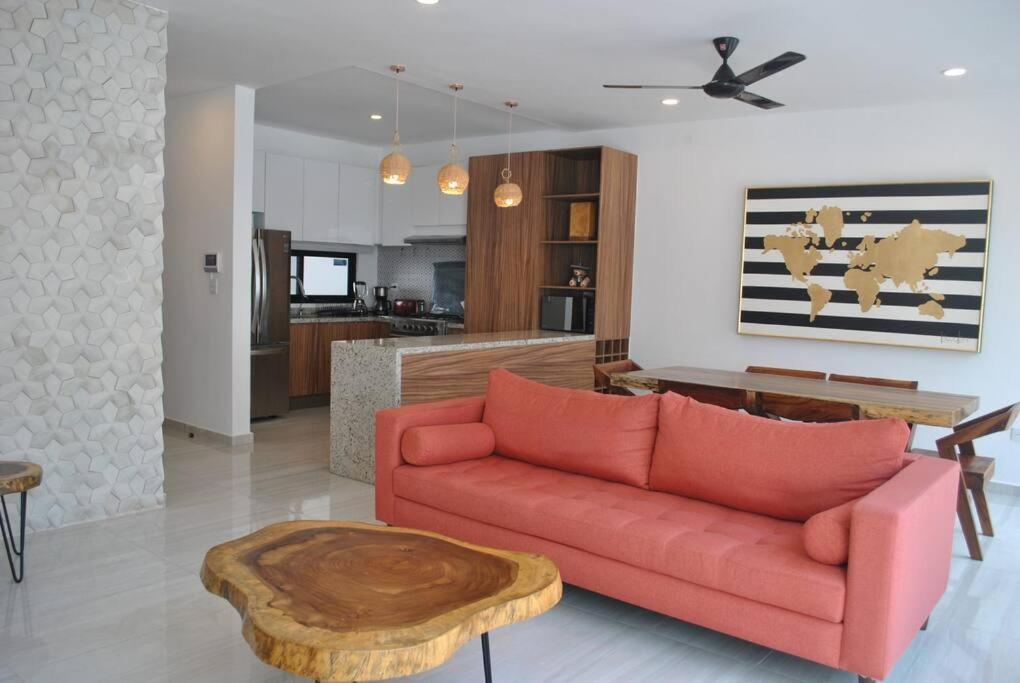 Heavenly New Townhouse W/jacuzzi Near The Сasa de vacaciones *