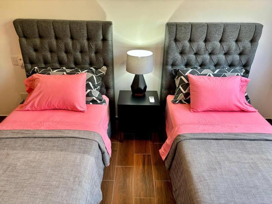 Heavenly New Townhouse W/jacuzzi Near The Сasa de vacaciones