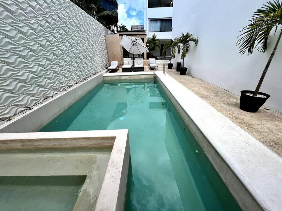 Heavenly New Townhouse W/jacuzzi Near The Playa del Carmen