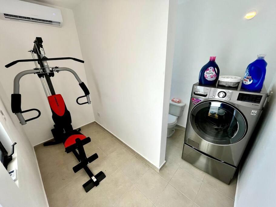 Сasa de vacaciones Heavenly New Townhouse W/jacuzzi Near The